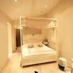 Seyne-sur-mer Avec Piscine Privee Et Commerces De Accessibles A Pied * La Seyne-sur-Mer