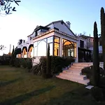 Lejlighed Seyne-sur-mer Avec Piscine Privee Et Commerces De Accessibles A Pied *