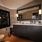 Apartmán Seyne-sur-mer Avec Piscine Privee Et Commerces De Accessibles A Pied