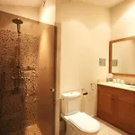 Seyne-sur-mer Avec Piscine Privee Et Commerces De Accessibles A Pied Apartmán